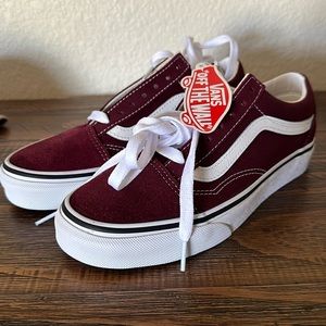 Brand new never worn, tag on women’s size 6 burgundy vintage vans